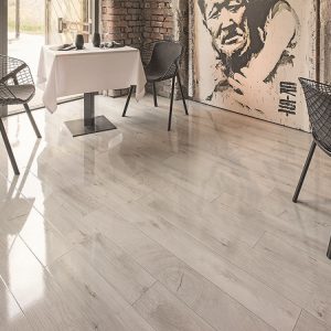 Oak Fresco Snow 8mm flooring room view