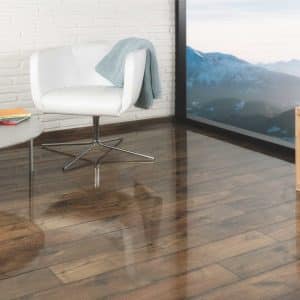 Oak Posino 8mm flooring room view