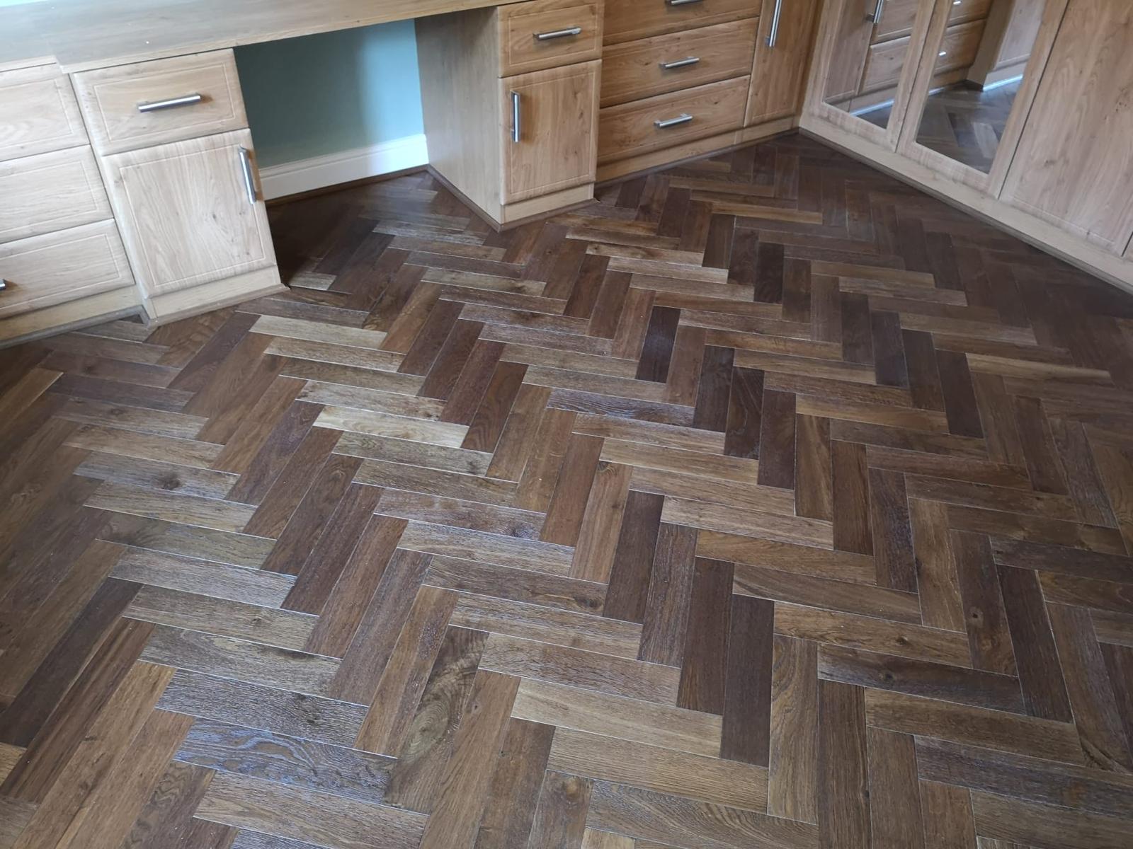 Floors 4 You Engineered Wood Harvest flooring fitted in our customer's traditional home that goes well with the house's colour scheme. 